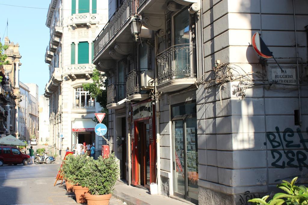 Apartment Basile باليرمو الغرفة الصورة
